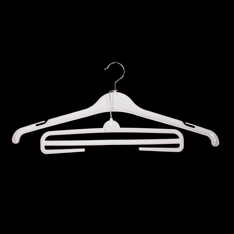 plastic suit hanger